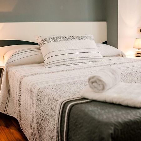 Apartamentos Enteros O Lagar Melide Ngoại thất bức ảnh