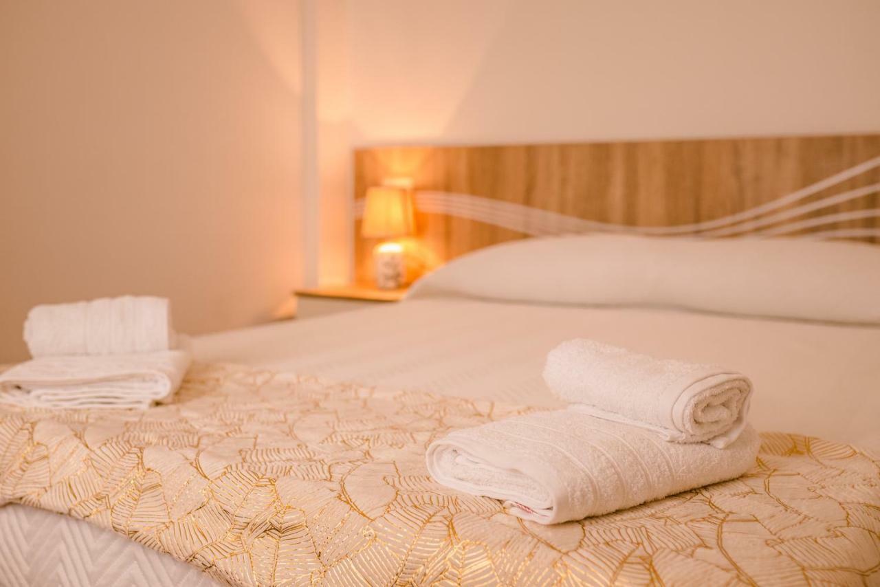 Apartamentos Enteros O Lagar Melide Ngoại thất bức ảnh