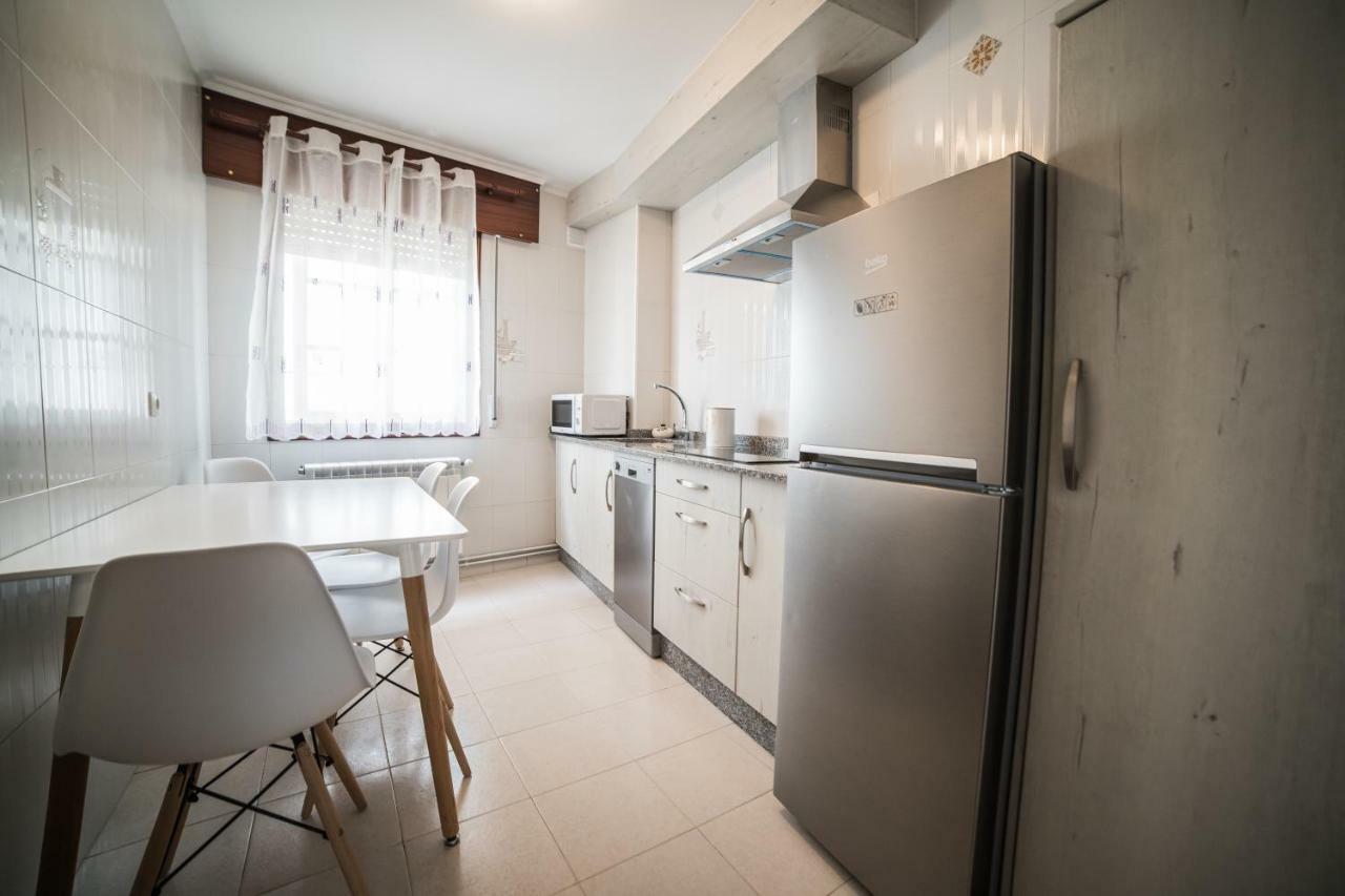 Apartamentos Enteros O Lagar Melide Ngoại thất bức ảnh