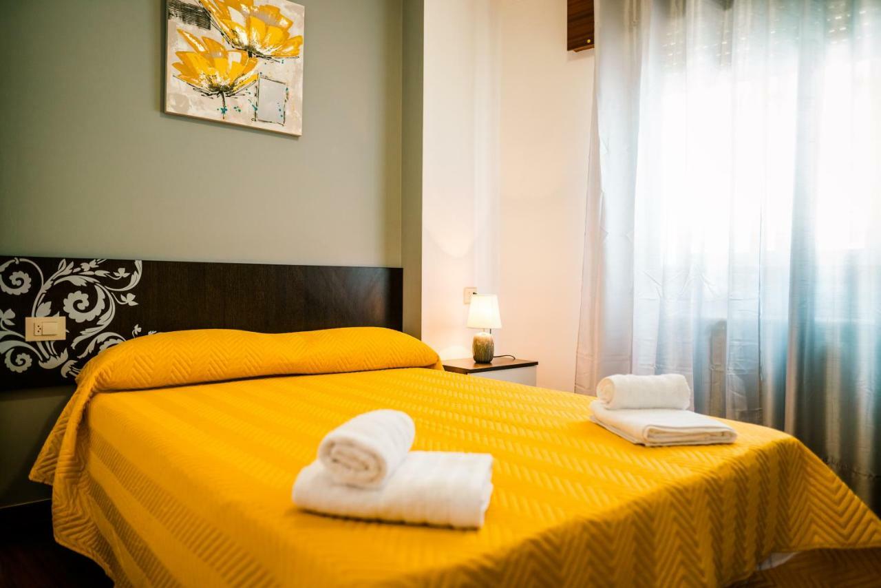 Apartamentos Enteros O Lagar Melide Ngoại thất bức ảnh